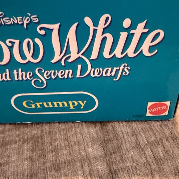 Mattel Grumpy Figure - Red approximately 5 inches collectible 1992 - Picture 7 of 8